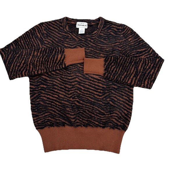 For the Republic Sof Fuzzy Sweater Size S Brown Animal Print Women's Pullover - Picture 1 of 6